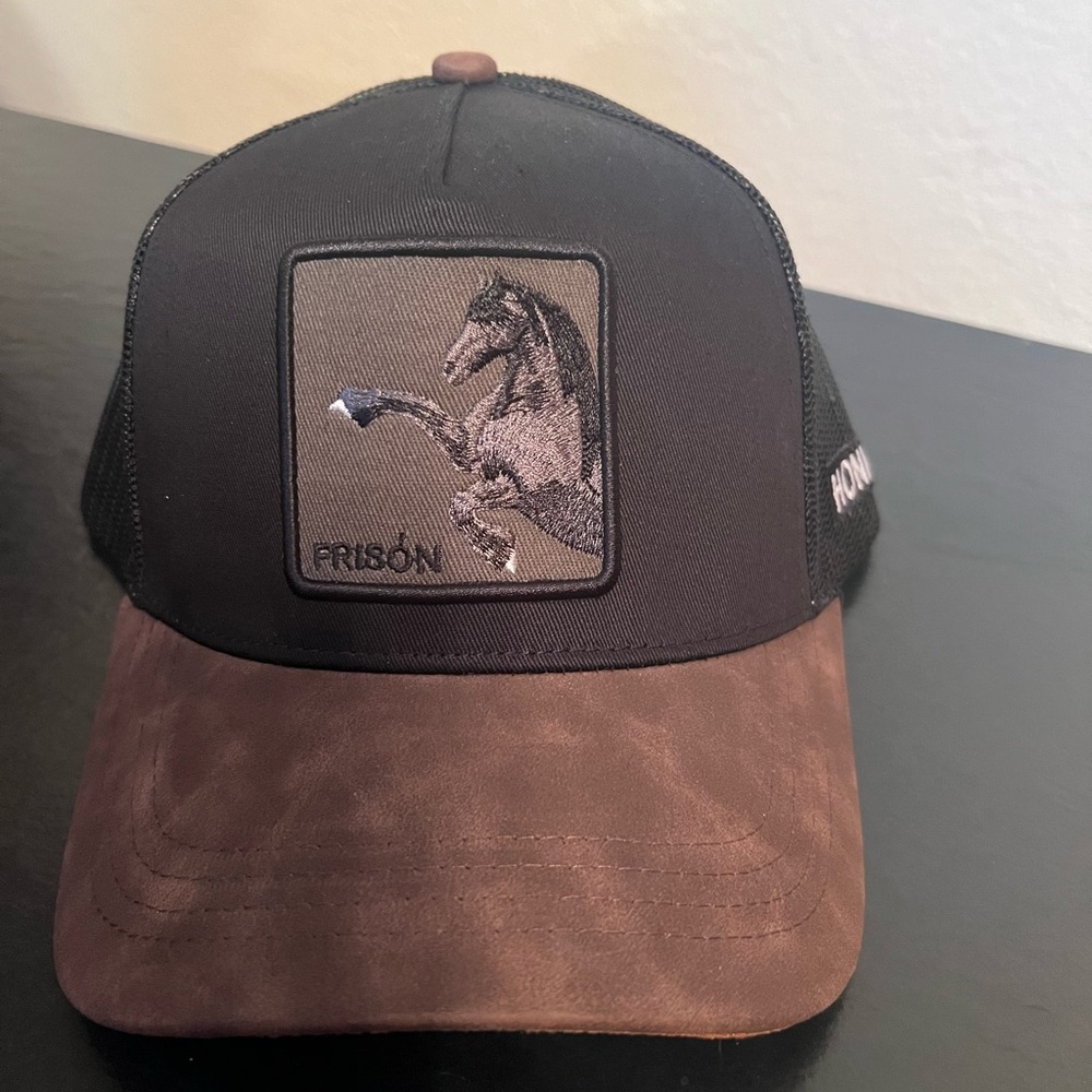 Honker Frison / Horse snapback hat